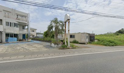 海沿いの小さな不動産屋さんUMIOTAKU