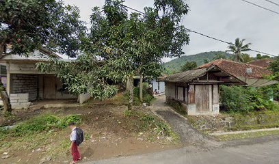 Rumah pangeran Kodok juga