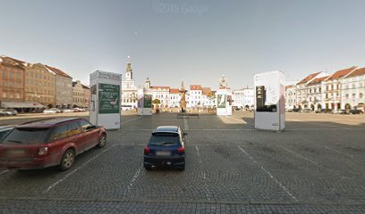 Náměstí Přemysla Otakara II. Parking