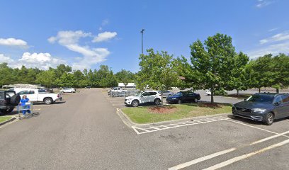 4900 Centre Pointe Dr Parking