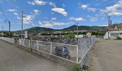 紀伊宮原駅前駐輪場