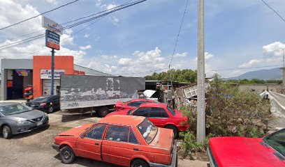 CLUB YONKEES TALLER MECANICO - Taller de reparación de automóviles en Temascalcingo de José María Velasco, Estado de México, México