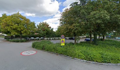 Schweizweg 4 Parking