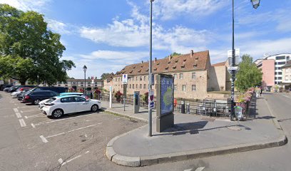 Station de recharge pour véhicules électriques