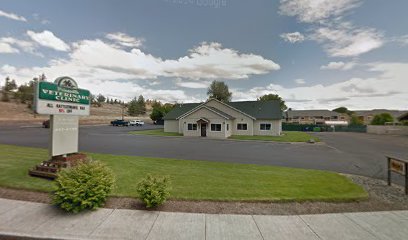 Prineville Veterinary Clinic: Petersen Gretchen DVM