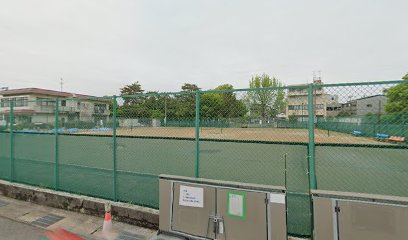 富山市星井町庭球場