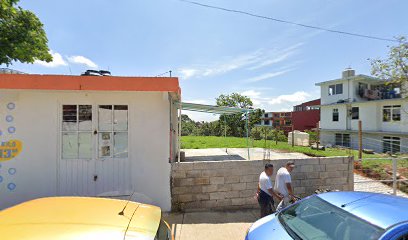 Auto lavado, estacionamiento y pensión