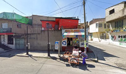 Caldos y alitas 'las tres muñecas'