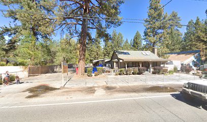 Big Bear Blvd & Gildart Dr - Senior Thrift Store