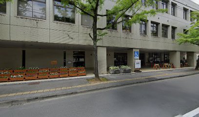 高知県教育委員会事務局 小中学校 課総務担当