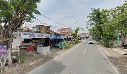 Warung rujak iyuk