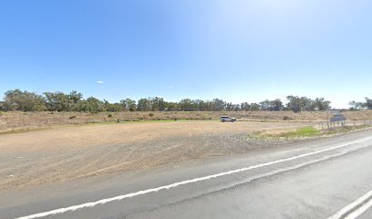 Newell Hwy Parking