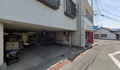 山田化粧品店