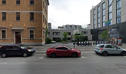 1200 Saint-Antoine St W Parking