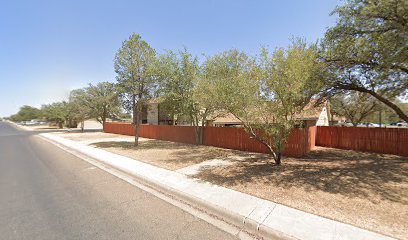 Garden Court Apartments / Intrawest Management