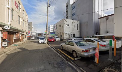 NPC24H 秋田中通4丁目パーキング