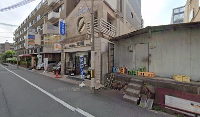 目の美容院 大阪池田サロン