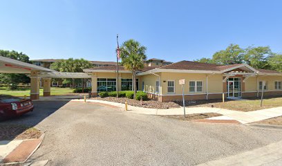 Oaks at Riverview Senior Center