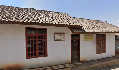 Kantor Desa Tahunan