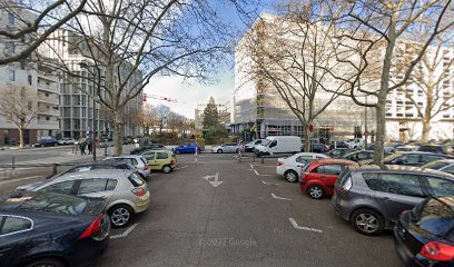 Parking Place Jean Jaurès