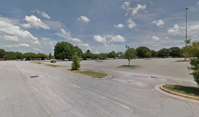 380 Coliseum Dr Parking