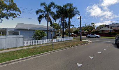 Taronga Pde at Cawarra Rd