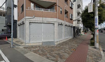 アダチ自動車