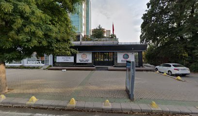 Uzm. Dt. Serkan Aksoy, Çocuk Diş Hekimliği (Pedodonti)