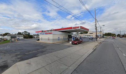 Exxon/Ac&t Mart