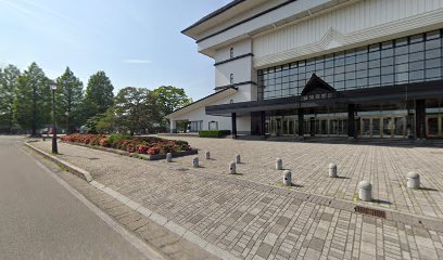 会津風雅堂前広場公園