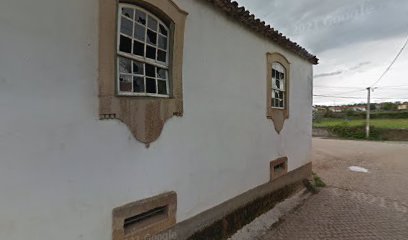 Antiga Casa Paroquial de Alvites