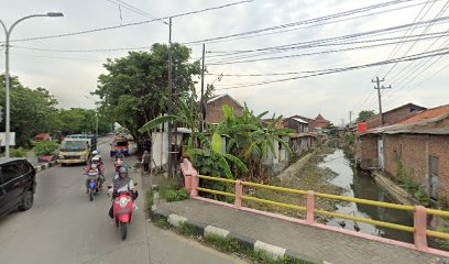 Penitipan Sepeda Motor Tiga Putra