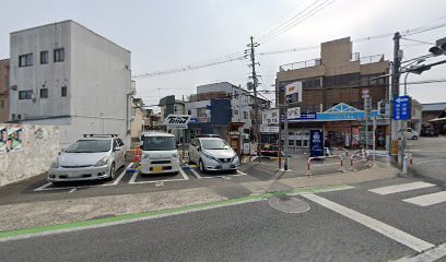 タイムズ長岡京駅南