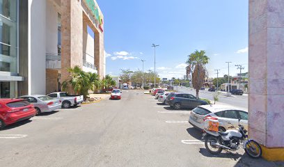 Estacionamiento Mega Soriana