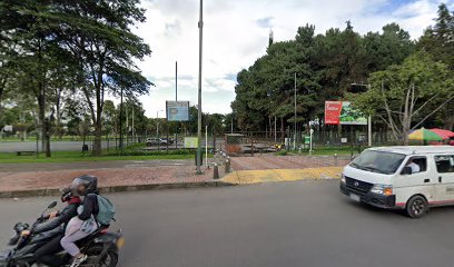Parqueadero Principal Parque El Salitre