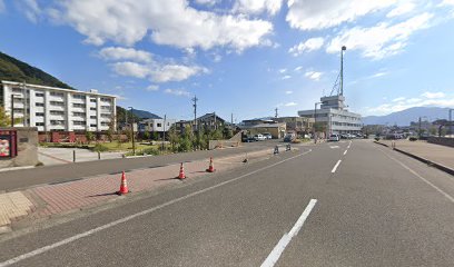 つるがシェアサイクル 赤レンガ倉庫