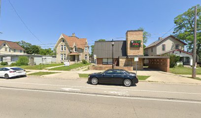 407 N Grand Ave Parking