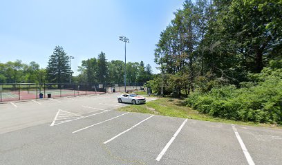 Wellesley High School Tennis Club