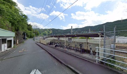 芝川駅前自転車駐車場