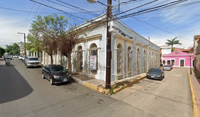 Estacionamiento Plaza Machado