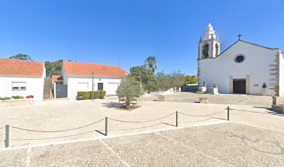 Cruzeiro no Largo da Igreja de São Vicente