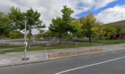 Parc Emma-Bourbonnais skatepark