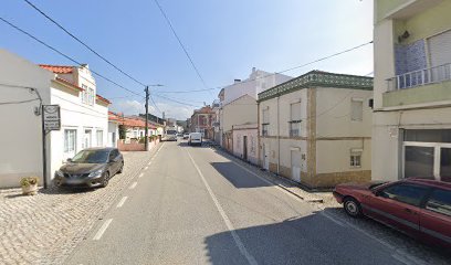 Smiling Center-clínica Médico-dentária Lda