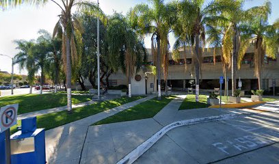 Long Beach Comprehensive Health: Villa Fernando L MD