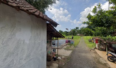 Lapangan bulu tangkis dukuh karang asri