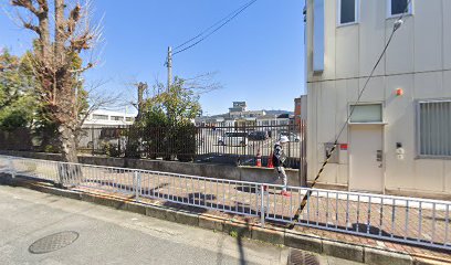 川原城300番地駐車場