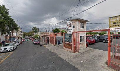 Estacionamiento público