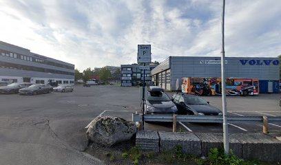 Baker Østbys vei 14 Parking