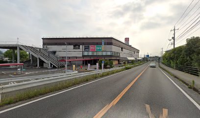 (有)総社ランドリー リブ店