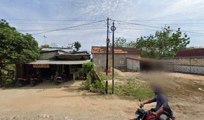 Warung belut depan gapura SMA 1 Bangilan